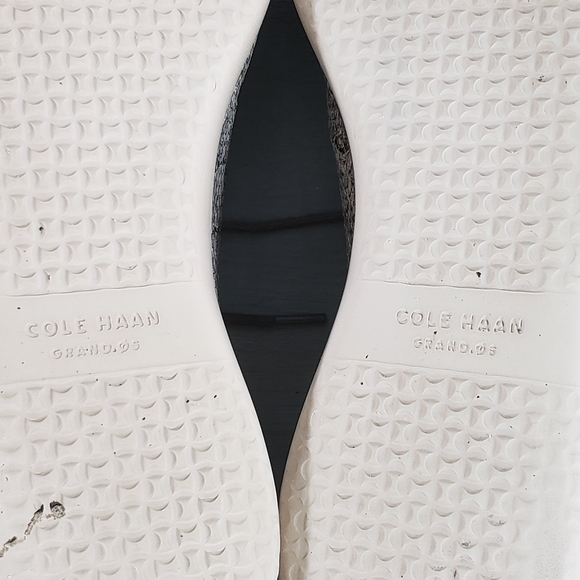 Cole Haan Grand Ambition Snake Print Oxford - Picture 13 of 14